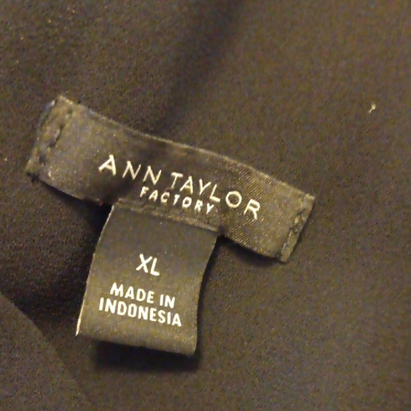 Top - Picture 2 of 2